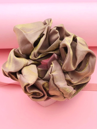 Gumka beżowa scrunchie