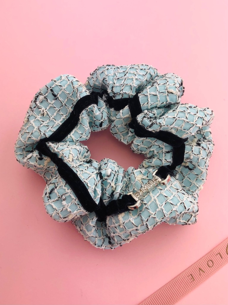 Gumka błękitna scrunchie