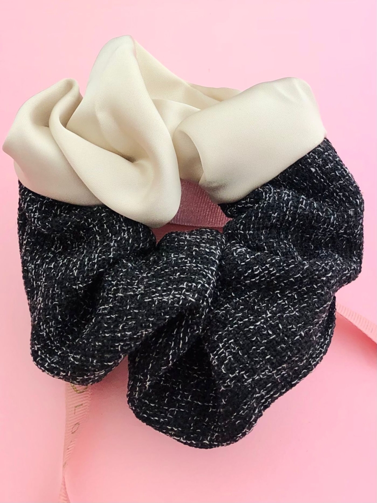 Gumka kremowo-czarna scrunchie